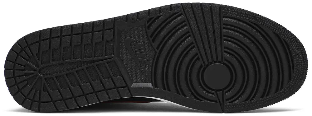 Air Jordan 1 Mid 'Bred'