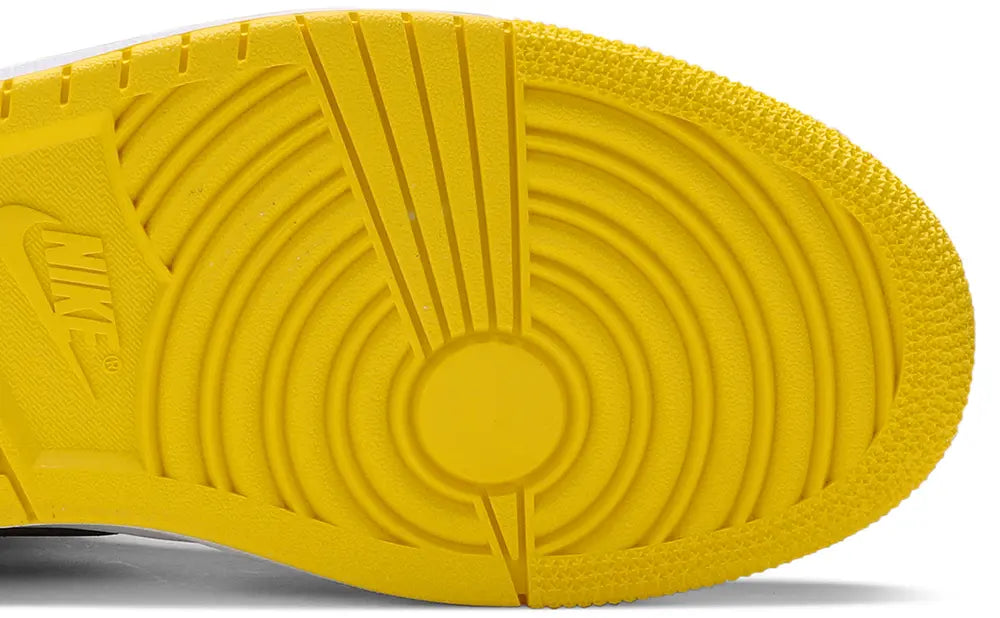 Air Jordan 1 Mid SE 'Yellow Toe'
