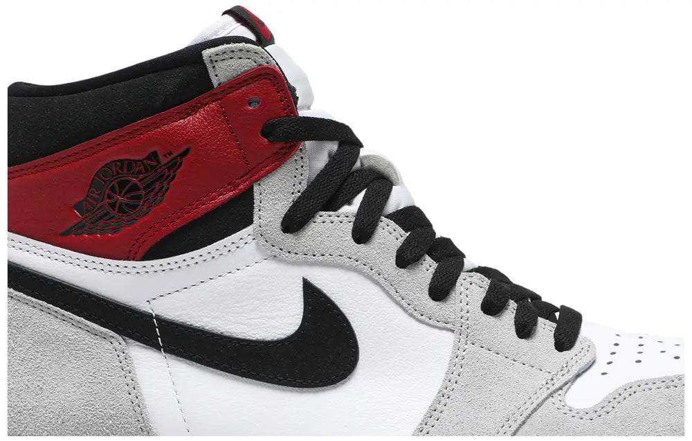 Air Jordan 1 Retro High OG 'Smoke Grey'