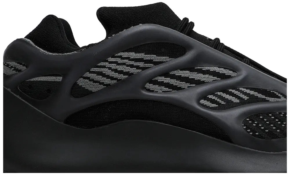 Yeezy 700 V3 'Alvah'