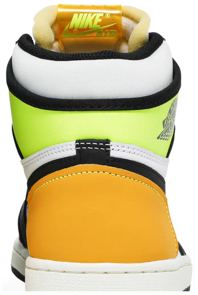 Air Jordan 1 Retro High OG 'Volt'